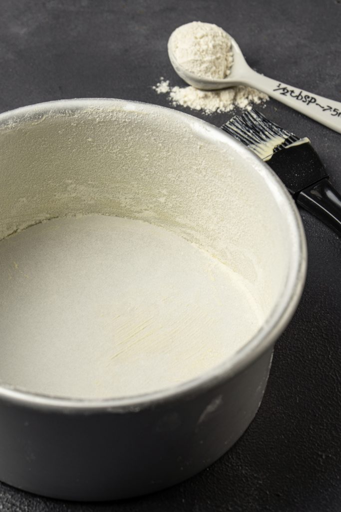 Cake pan greased with butter and dusted with flour