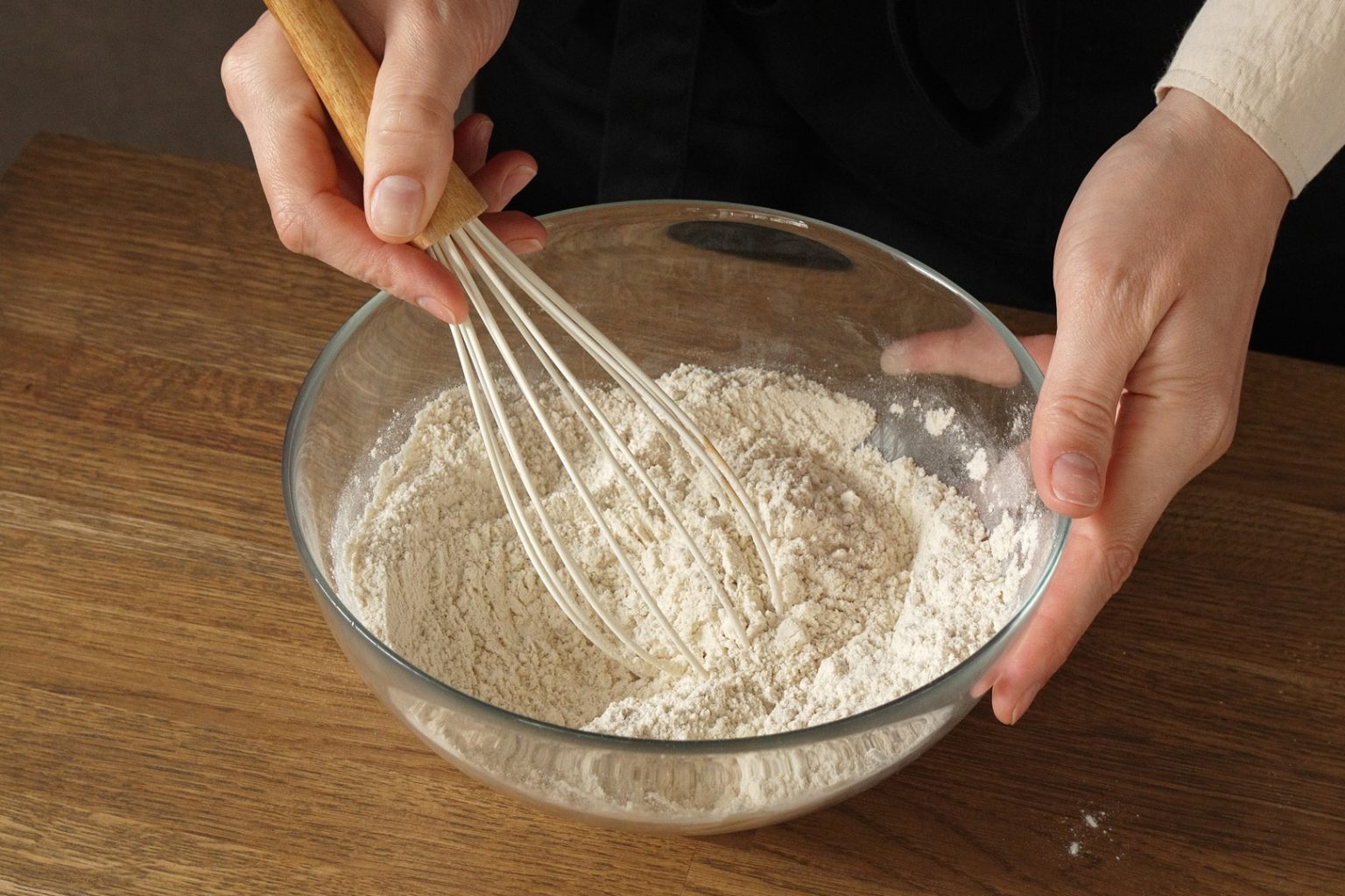 Flour mixed with spices, baking soda and salt.